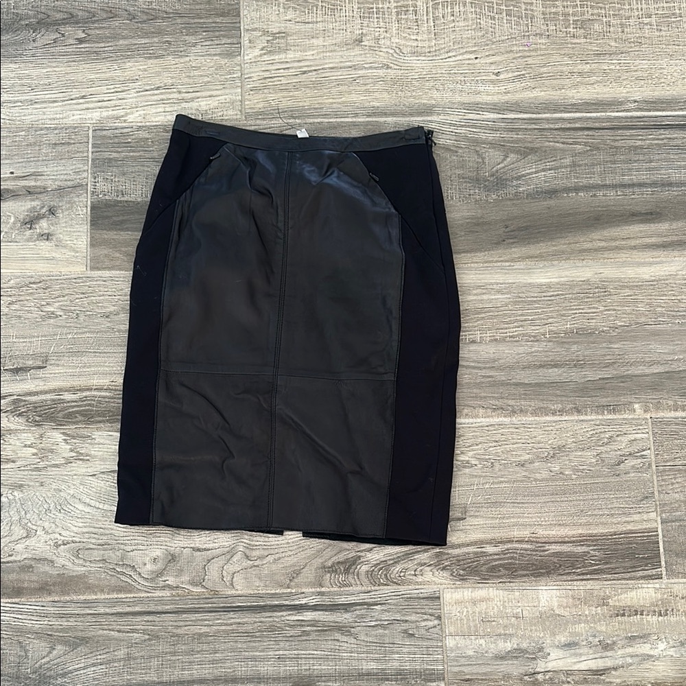 Elegant Black Pencil Skirt